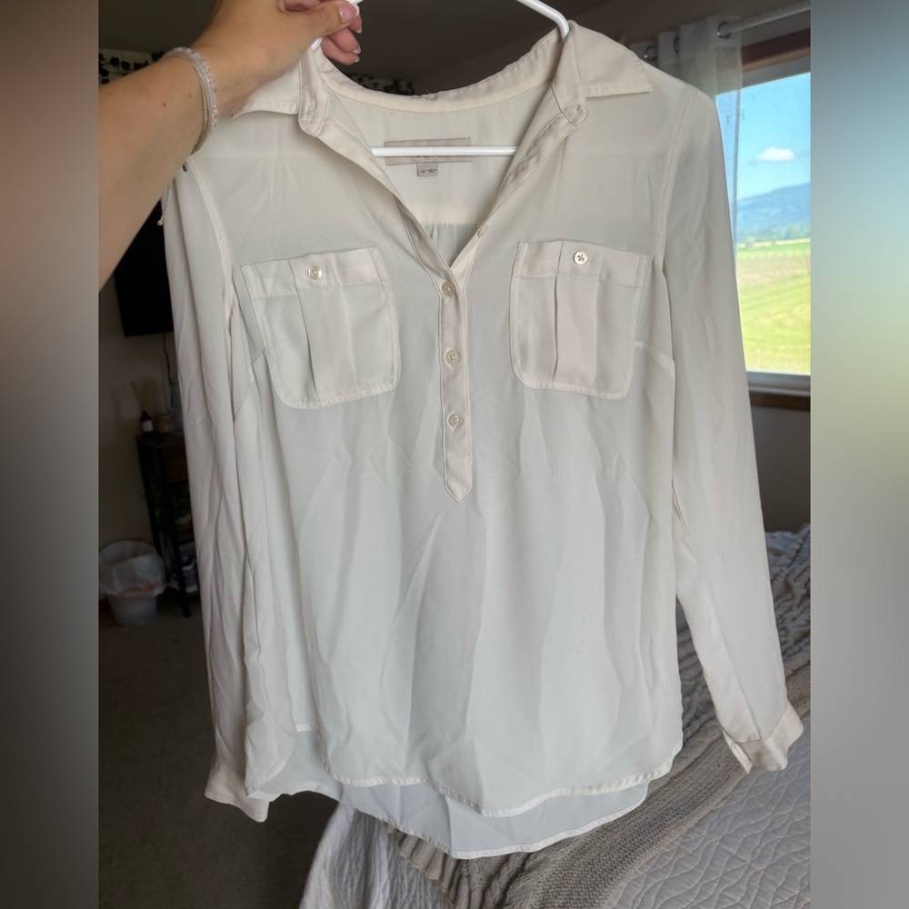 🤍sheer button up🤍 - Picture 4 of 5